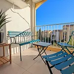 Avec Climatisation, Proche Golf Et Ile Des Loisirs Apartment