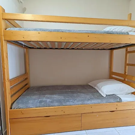 Apartment Avec Climatisation, Proche Golf Et Ile Des Loisirs