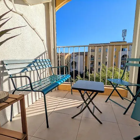 Avec Climatisation, Proche Golf Et Ile Des Loisirs