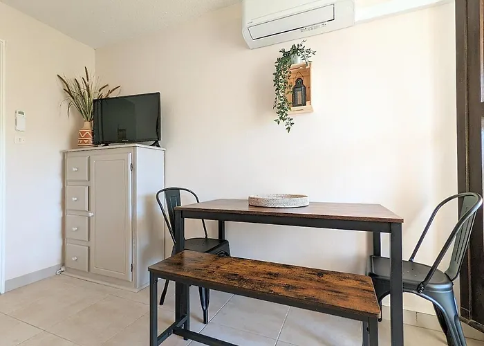 Avec Climatisation, Proche Golf Et Ile Des Loisirs アパート