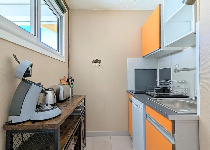 Avec Climatisation, Proche Golf Et Ile Des Loisirs *