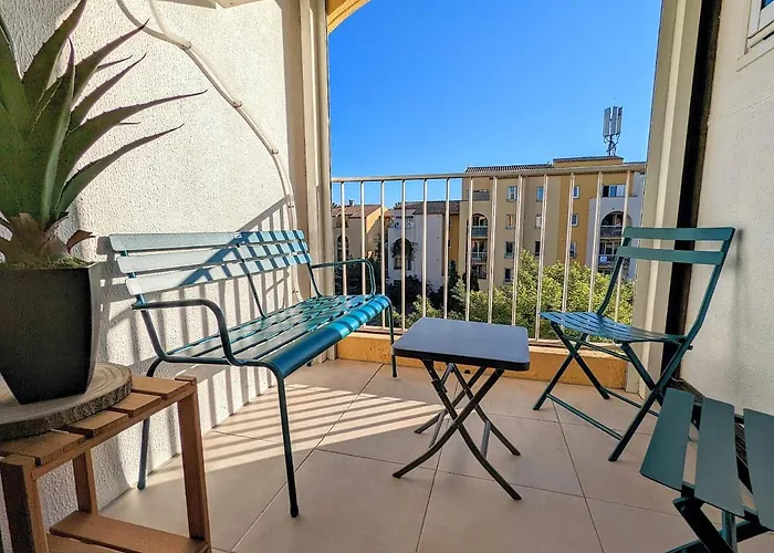 Avec Climatisation, Proche Golf Et Ile Des Loisirs