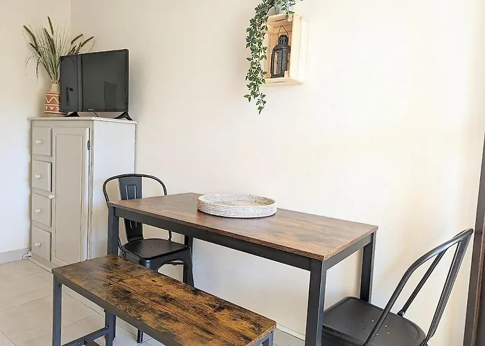 Avec Climatisation, Proche Golf Et Ile Des Loisirs