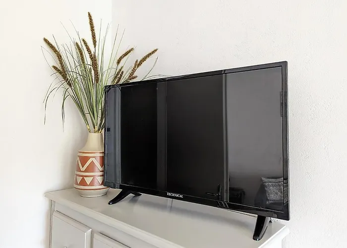 Avec Climatisation, Proche Golf Et Ile Des Loisirs アパート *